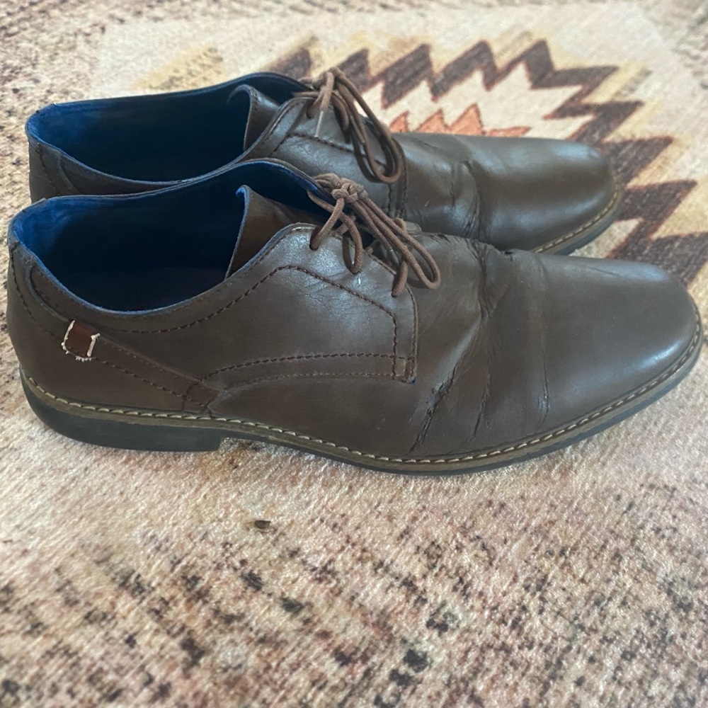 Men’s dress shoes